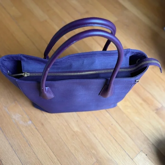 DAGNE DOVER Signature Legend Tote Bag - Picture 4 of 10